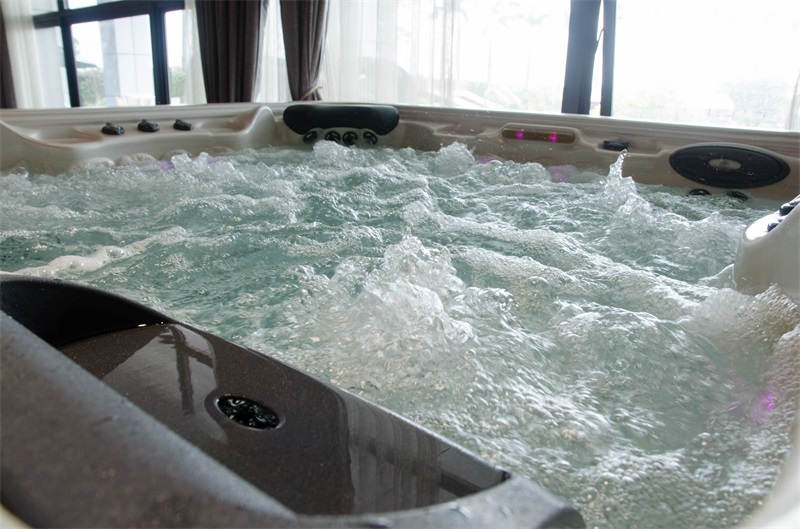 逆流泳池,私人泳池 逆流泳池,私人泳池